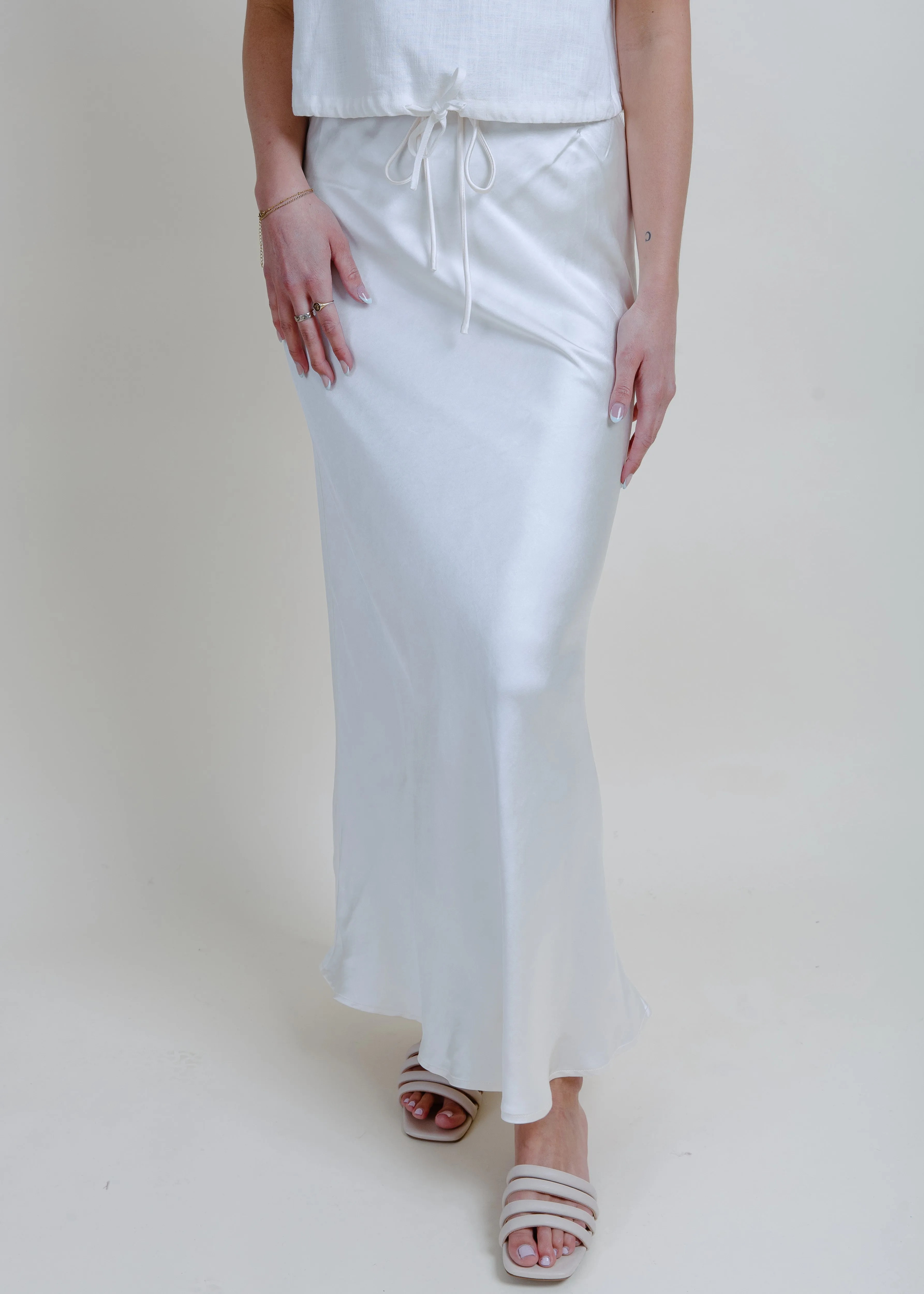 Classy Nights Satin Midi Skirt - Champagne