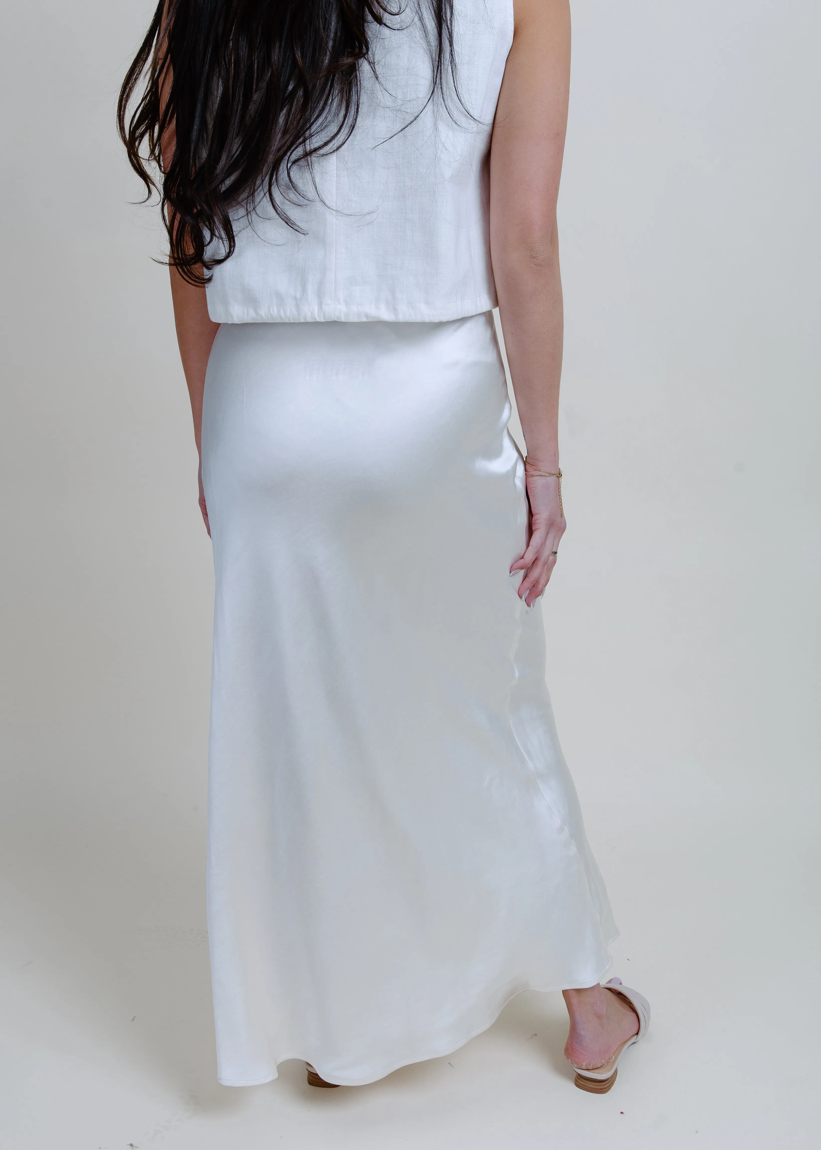 Classy Nights Satin Midi Skirt - Champagne