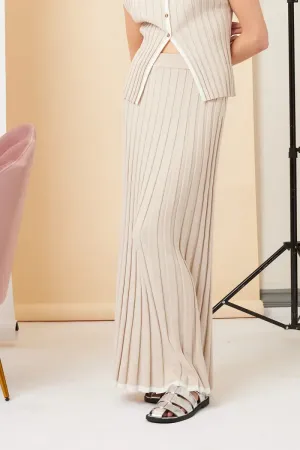 Illa Illa Maci Maxi Skirt  Effortless Elegance & Everyday Comfort