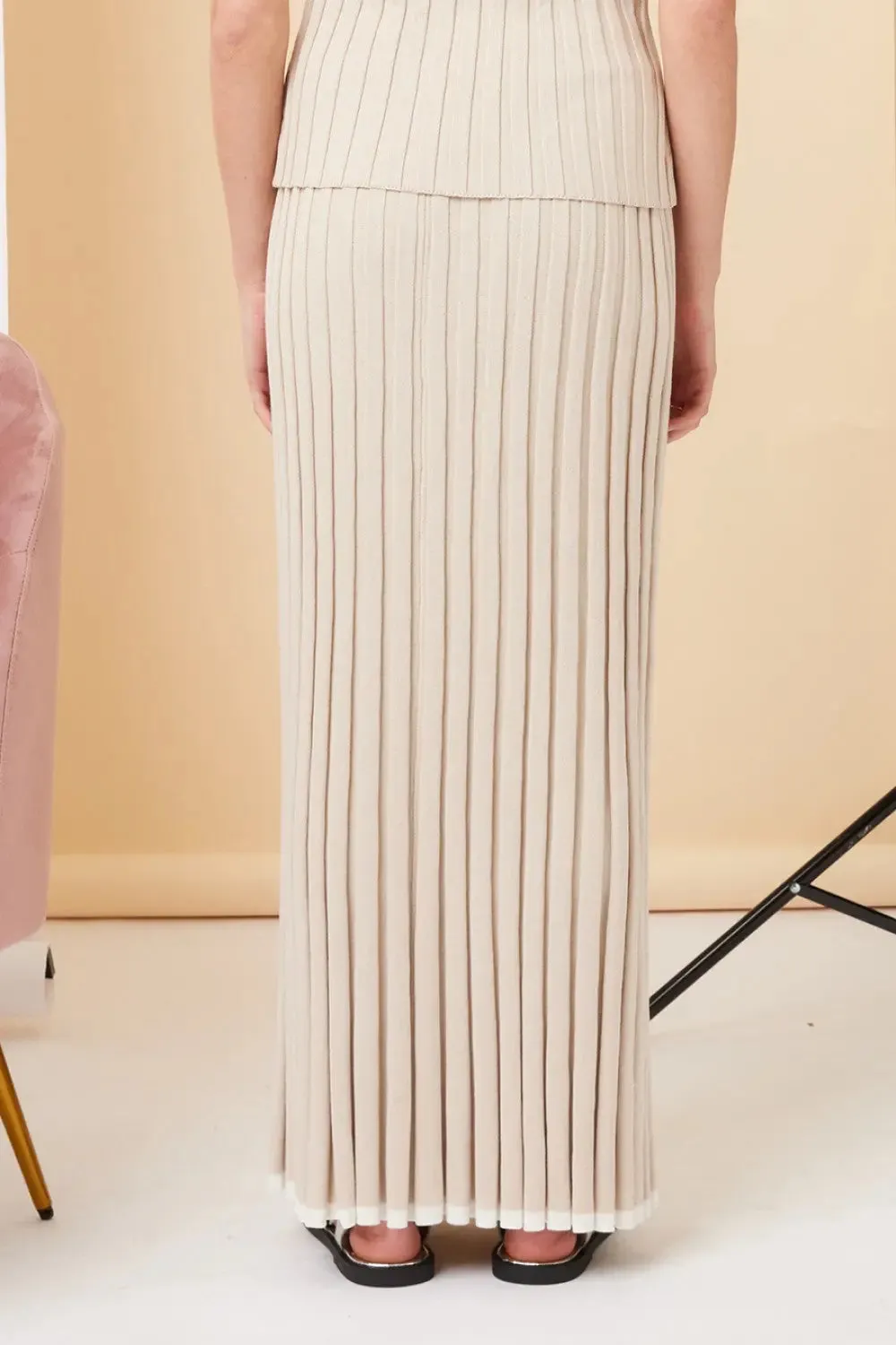 Illa Illa Maci Maxi Skirt  Effortless Elegance & Everyday Comfort