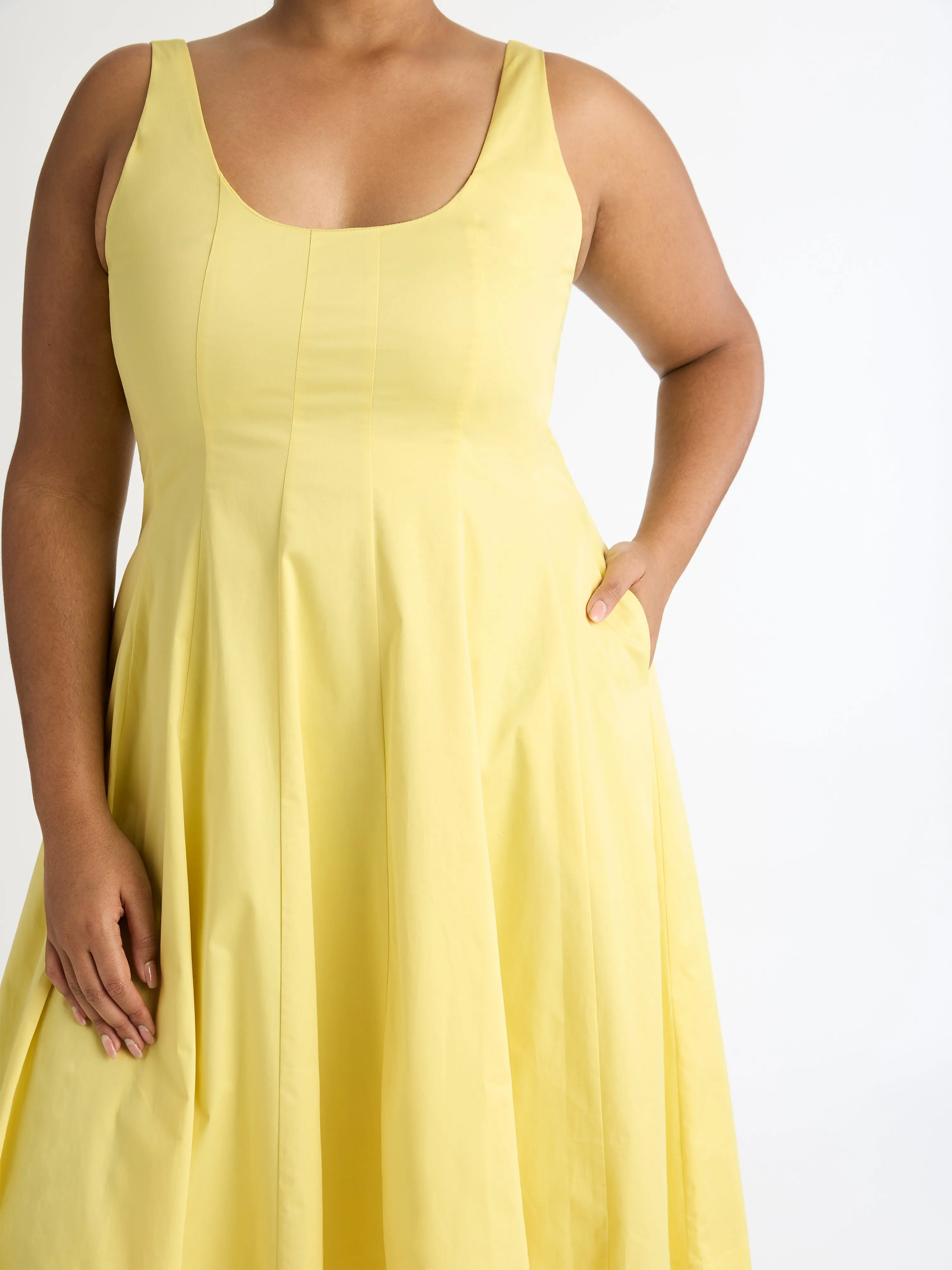 MAGNOLIA MIDI DRESS