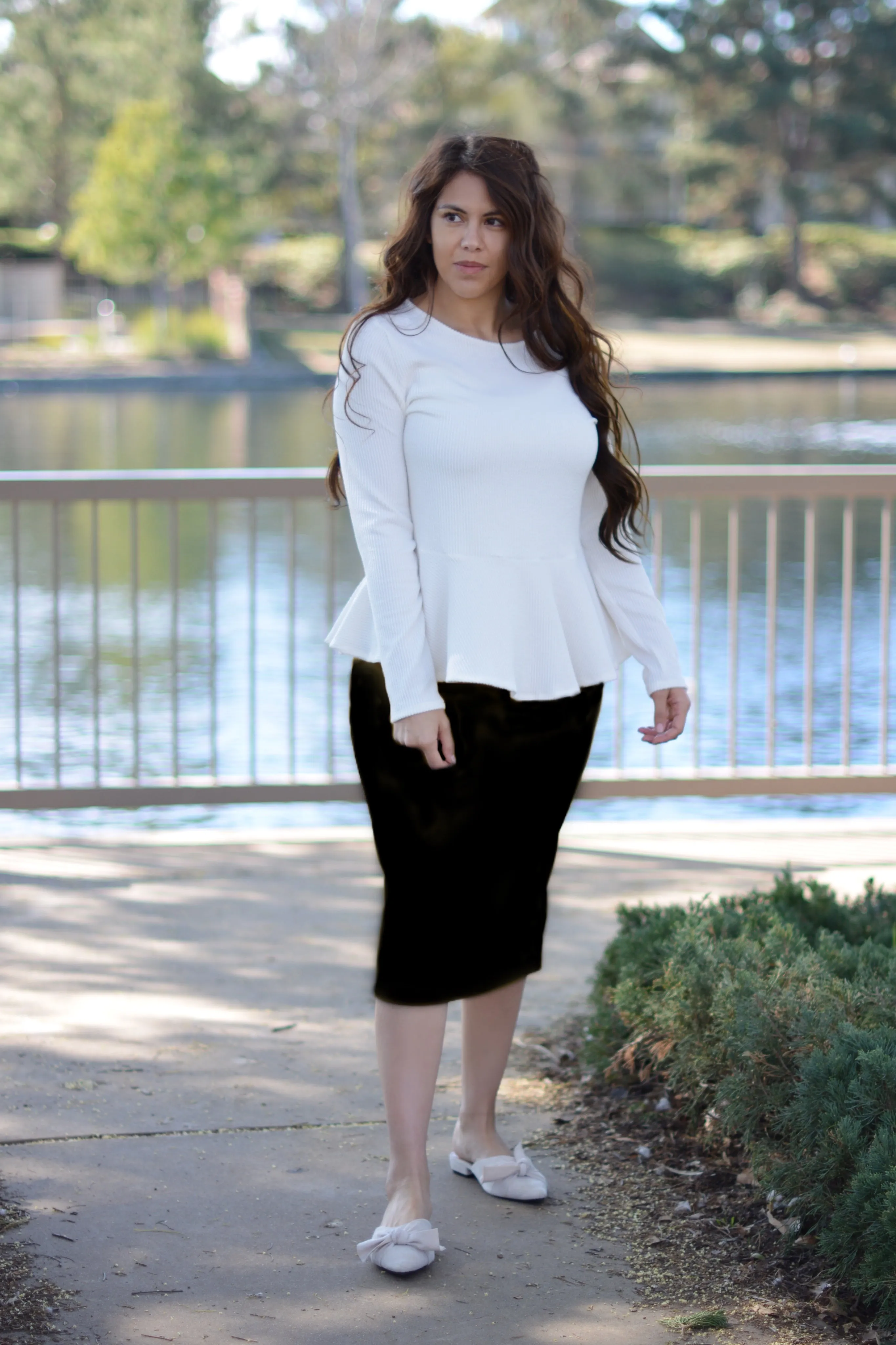 Penelope Black Pont Skirt